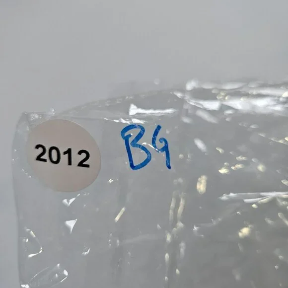 Vuori Athletic Lightweight Elastic Waistband Shorts Women Size Small NWT Casual - Picture 12 of 12